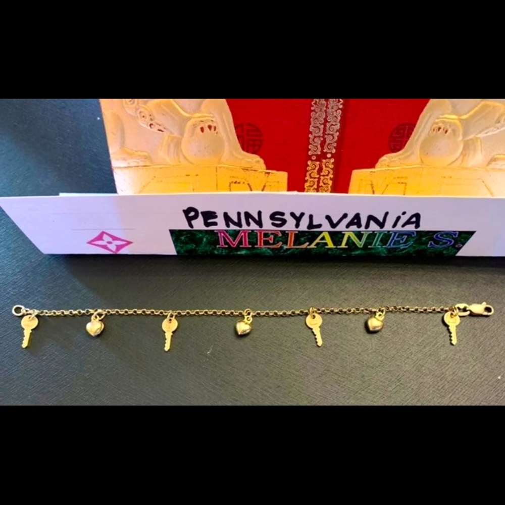 Hearts and Keys Charm Rolo Bracelet